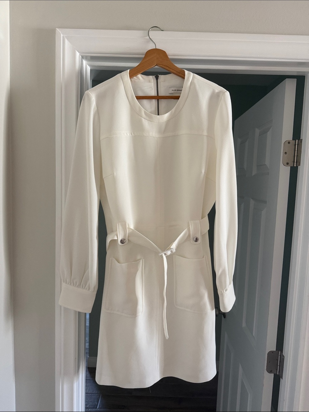 Club Monaco Cream Long-Sleeve Tie-Waist Dress